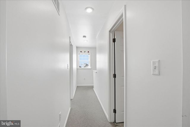 6 SPRING HILL LN, Mountville, PA 17554