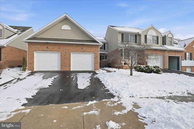 6 SPRING HILL LN, Mountville, PA 17554