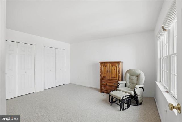 6 SPRING HILL LN, Mountville, PA 17554