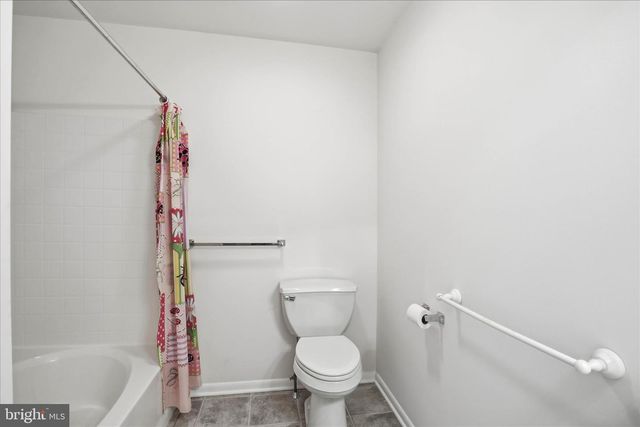 6 SPRING HILL LN, Mountville, PA 17554