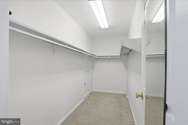 6 SPRING HILL LN, Mountville, PA 17554