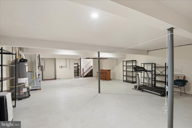 6 SPRING HILL LN, Mountville, PA 17554