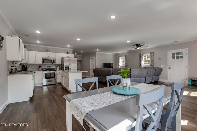 196 County Road 656, Athens, TN 37303