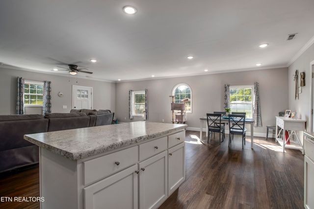 196 County Road 656, Athens, TN 37303