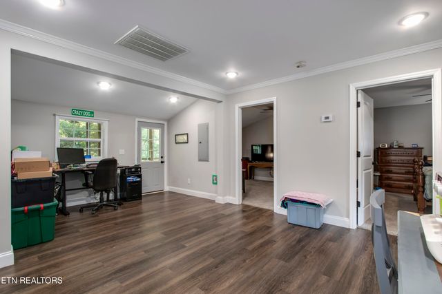 196 County Road 656, Athens, TN 37303