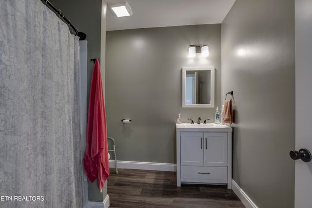 196 County Road 656, Athens, TN 37303