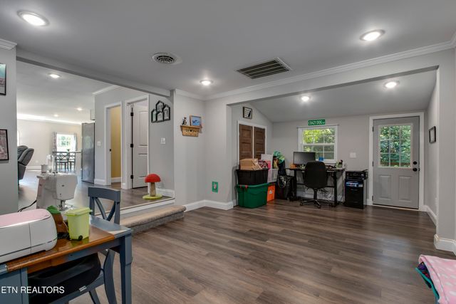 196 County Road 656, Athens, TN 37303