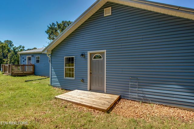 196 County Road 656, Athens, TN 37303