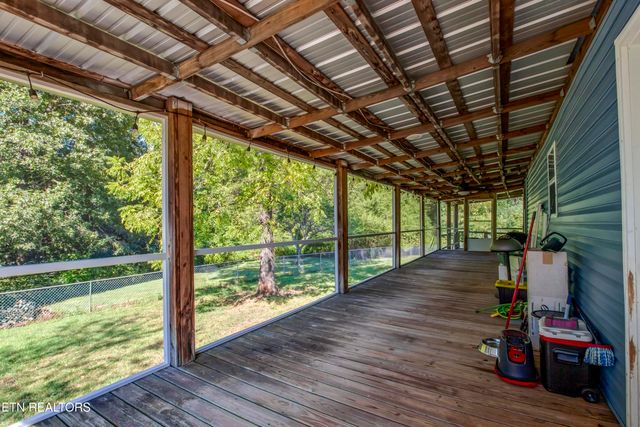 196 County Road 656, Athens, TN 37303