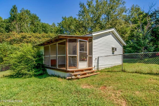 196 County Road 656, Athens, TN 37303