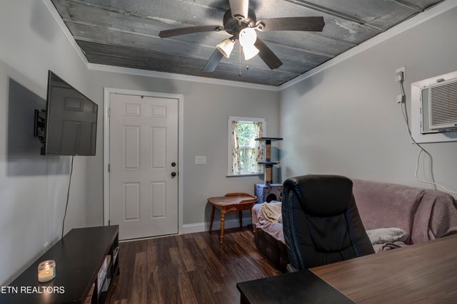 196 County Road 656, Athens, TN 37303