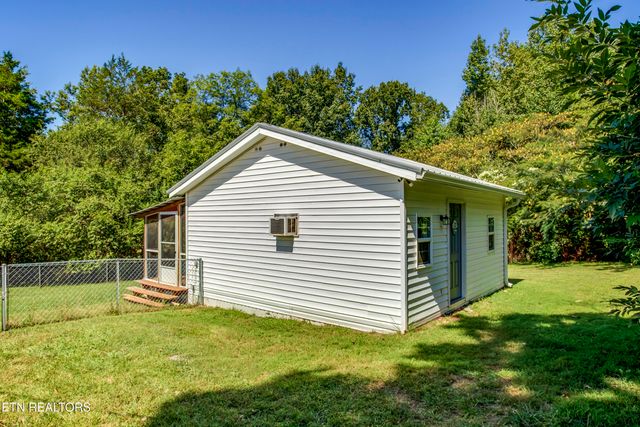 196 County Road 656, Athens, TN 37303