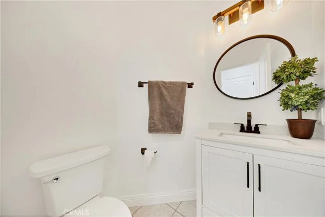 27732 Elkwood, Castaic, CA 91384