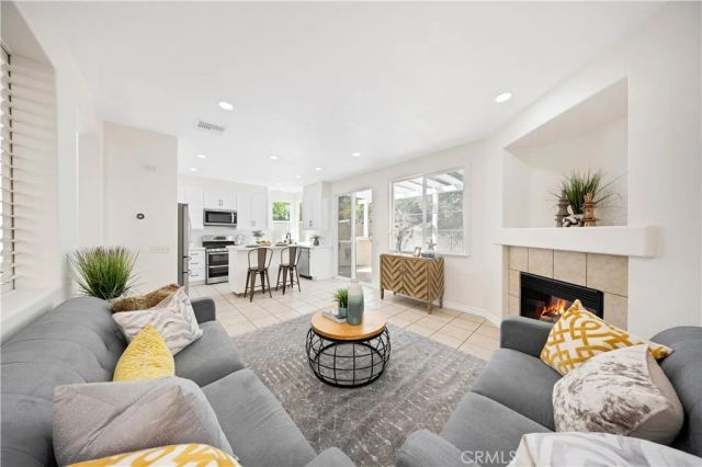 27732 Elkwood, Castaic, CA 91384