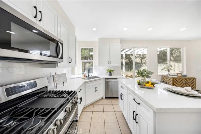 27732 Elkwood, Castaic, CA 91384