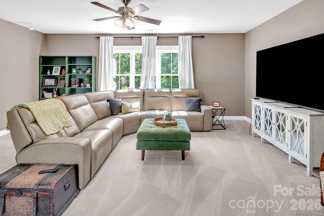 619 N Oak Drive, Huntersville, NC 28078