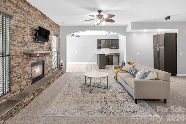 619 N Oak Drive, Huntersville, NC 28078