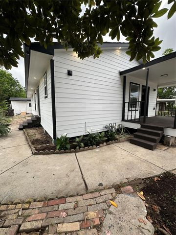 2811 Amboy Street, Houston, TX 77026