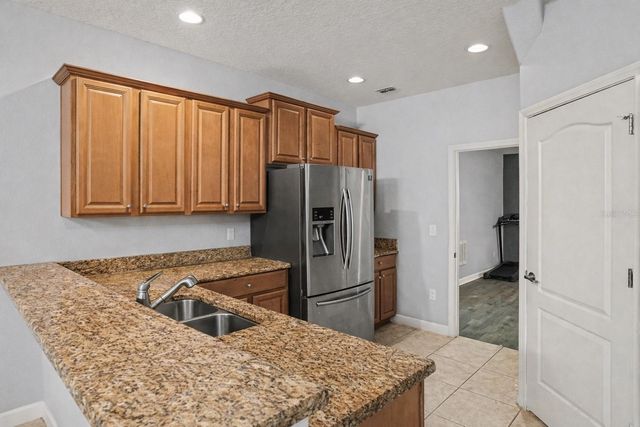 1042 HARMONY LANE, Clermont, FL 34711
