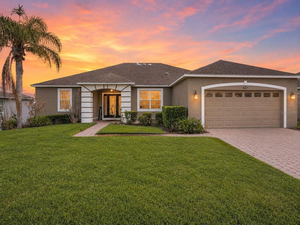 1042 HARMONY LANE, Clermont, FL 34711