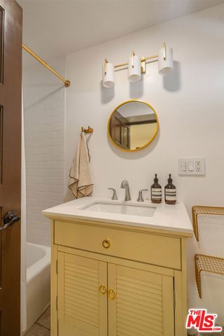 1508 N Beverly Glen Boulevard, Los Angeles, CA 90077