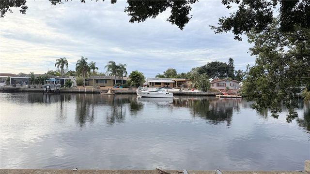 1147 RUSHMORE DRIVE, Holiday, FL 34690