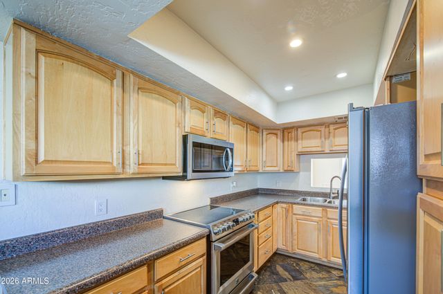 1530 S RIVER Drive, Tempe, AZ 85281