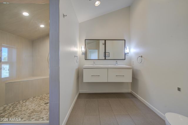 1530 S RIVER Drive, Tempe, AZ 85281