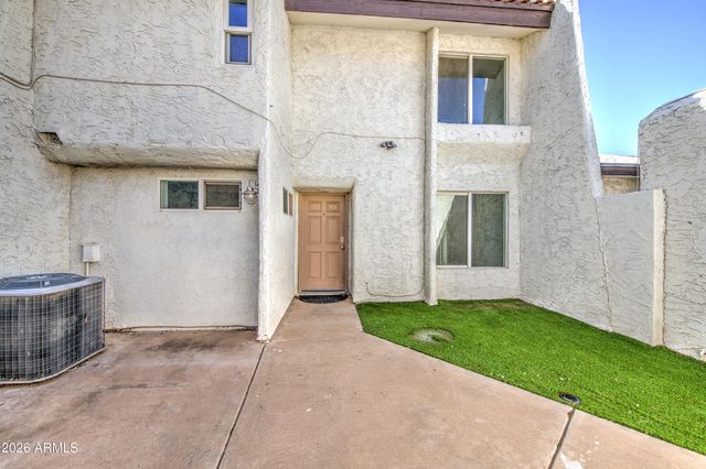 1530 S RIVER Drive, Tempe, AZ 85281
