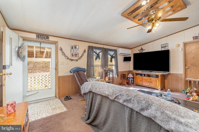 5600 MIDDLE RIDGE RD, Newport, PA 17074