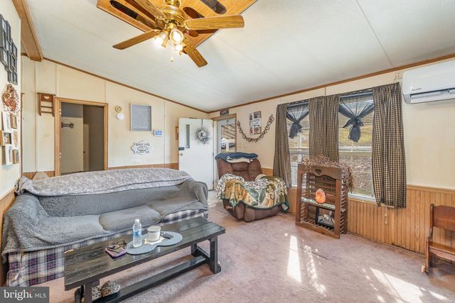 5600 MIDDLE RIDGE RD, Newport, PA 17074