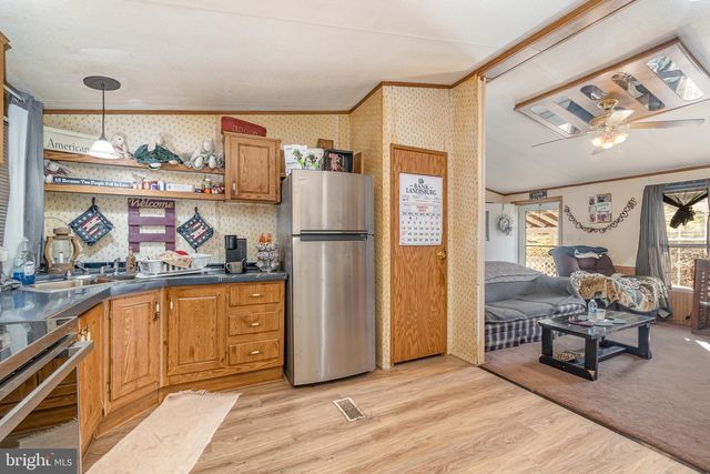 5600 MIDDLE RIDGE RD, Newport, PA 17074