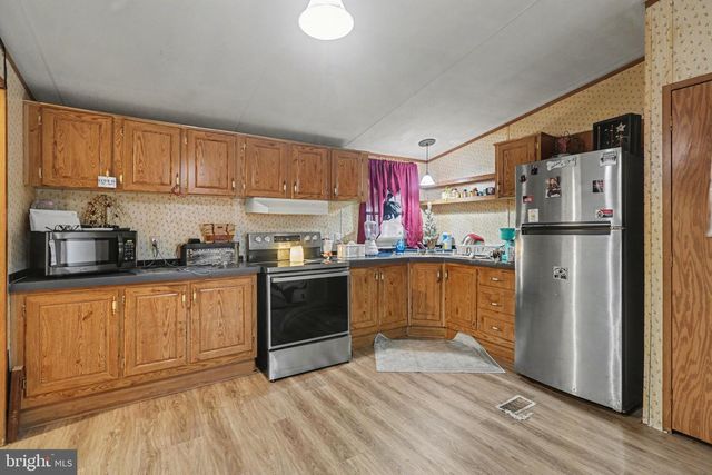 5600 MIDDLE RIDGE RD, Newport, PA 17074