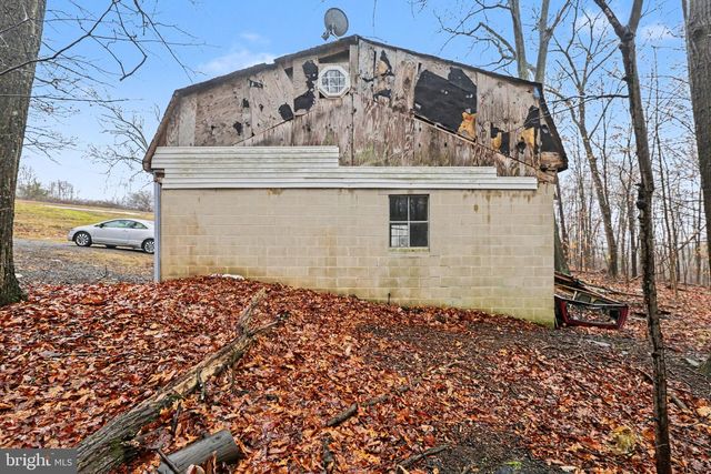 5600 MIDDLE RIDGE RD, Newport, PA 17074