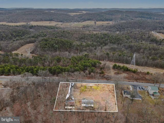 5600 MIDDLE RIDGE RD, Newport, PA 17074