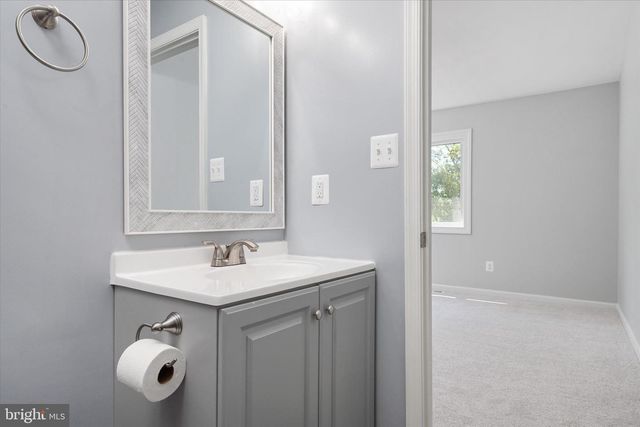 54F QUEEN CAROLINE CT, Chester, MD 21619