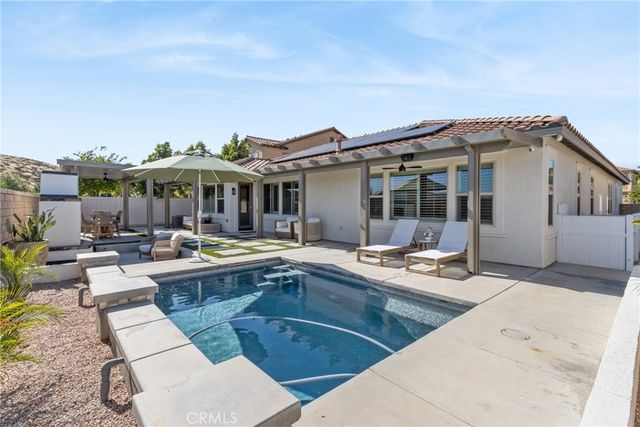 32743 Cherokee Rose, Winchester, CA 92596