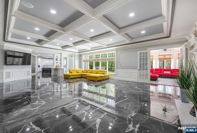 340 Indian Trail Drive, Franklin Lakes, NJ 07417