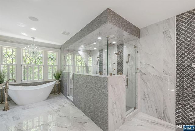 340 Indian Trail Drive, Franklin Lakes, NJ 07417