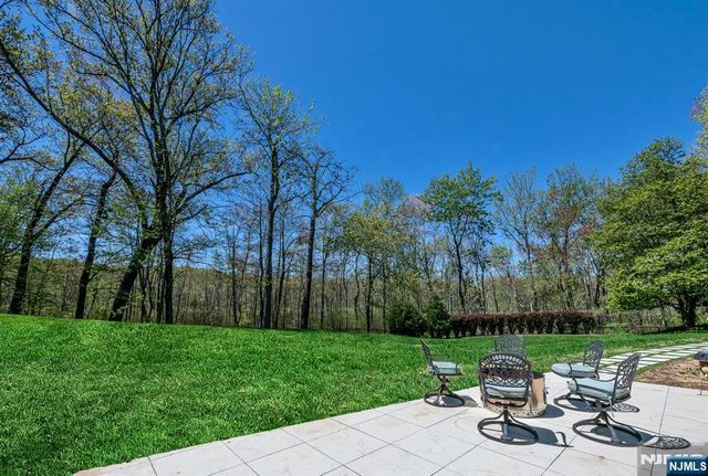 340 Indian Trail Drive, Franklin Lakes, NJ 07417