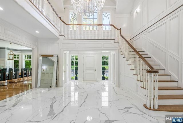 340 Indian Trail Drive, Franklin Lakes, NJ 07417
