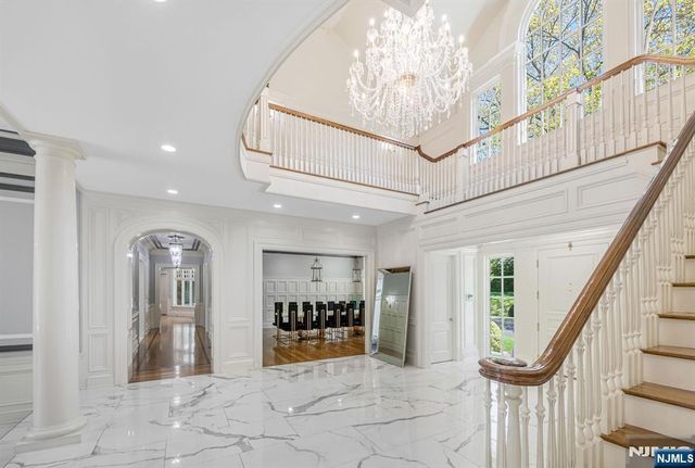 340 Indian Trail Drive, Franklin Lakes, NJ 07417