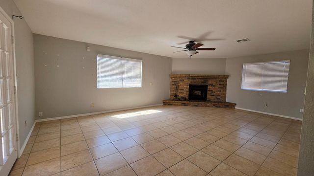 4657 E Covina Street, Mesa, AZ 85205
