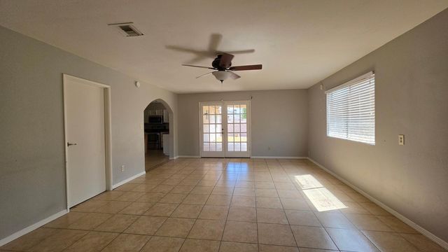 4657 E Covina Street, Mesa, AZ 85205