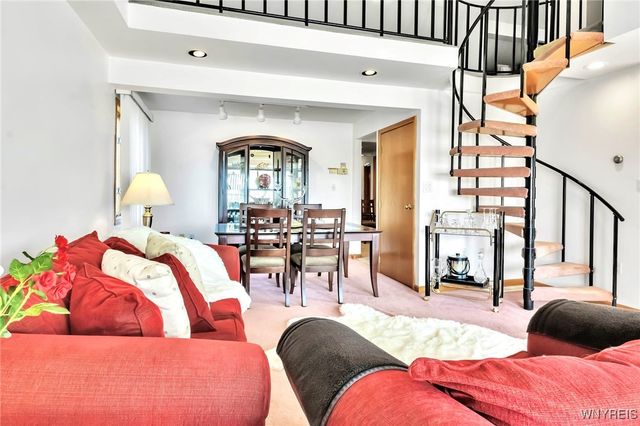 3976 Southwestern Boulevard, Orchard Park, NY 14127