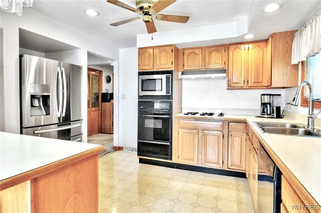 3976 Southwestern Boulevard, Orchard Park, NY 14127