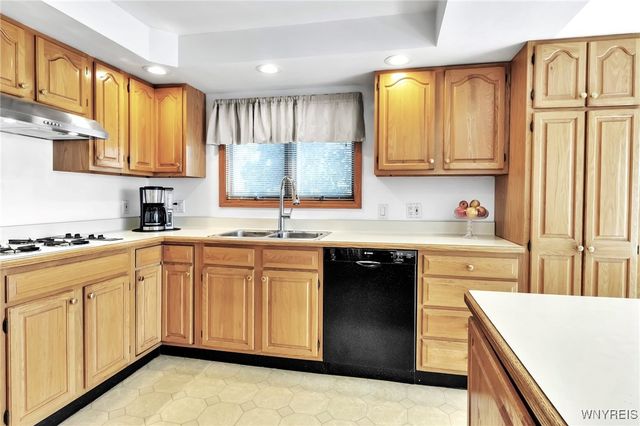 3976 Southwestern Boulevard, Orchard Park, NY 14127