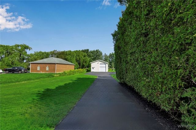 3976 Southwestern Boulevard, Orchard Park, NY 14127