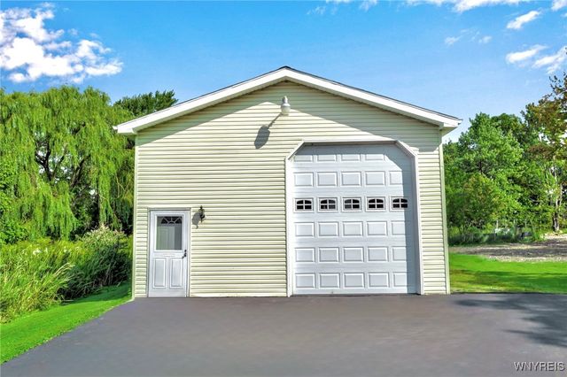 3976 Southwestern Boulevard, Orchard Park, NY 14127