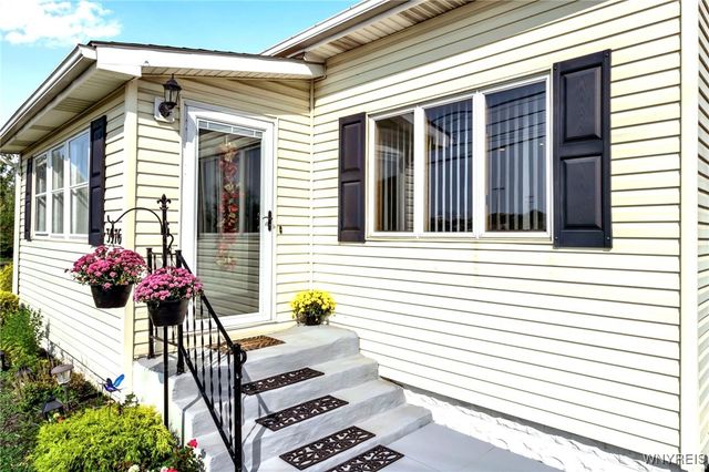 3976 Southwestern Boulevard, Orchard Park, NY 14127